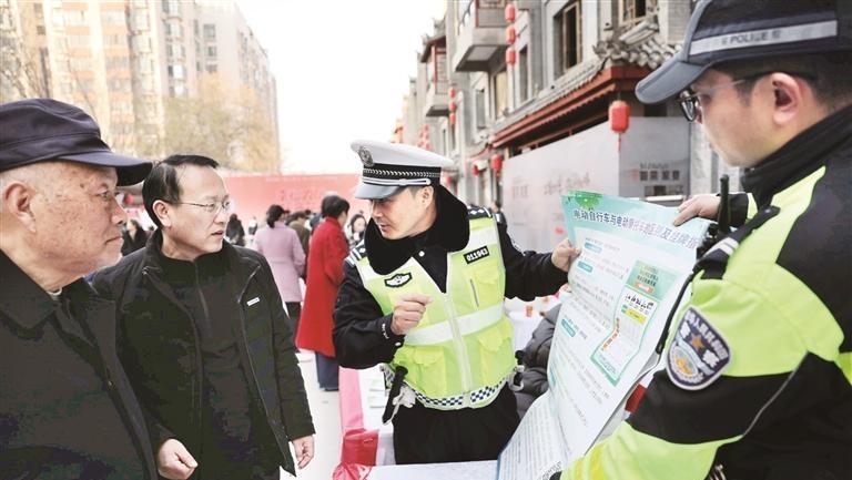 政策宣傳“接地氣” 健康義診暖民心