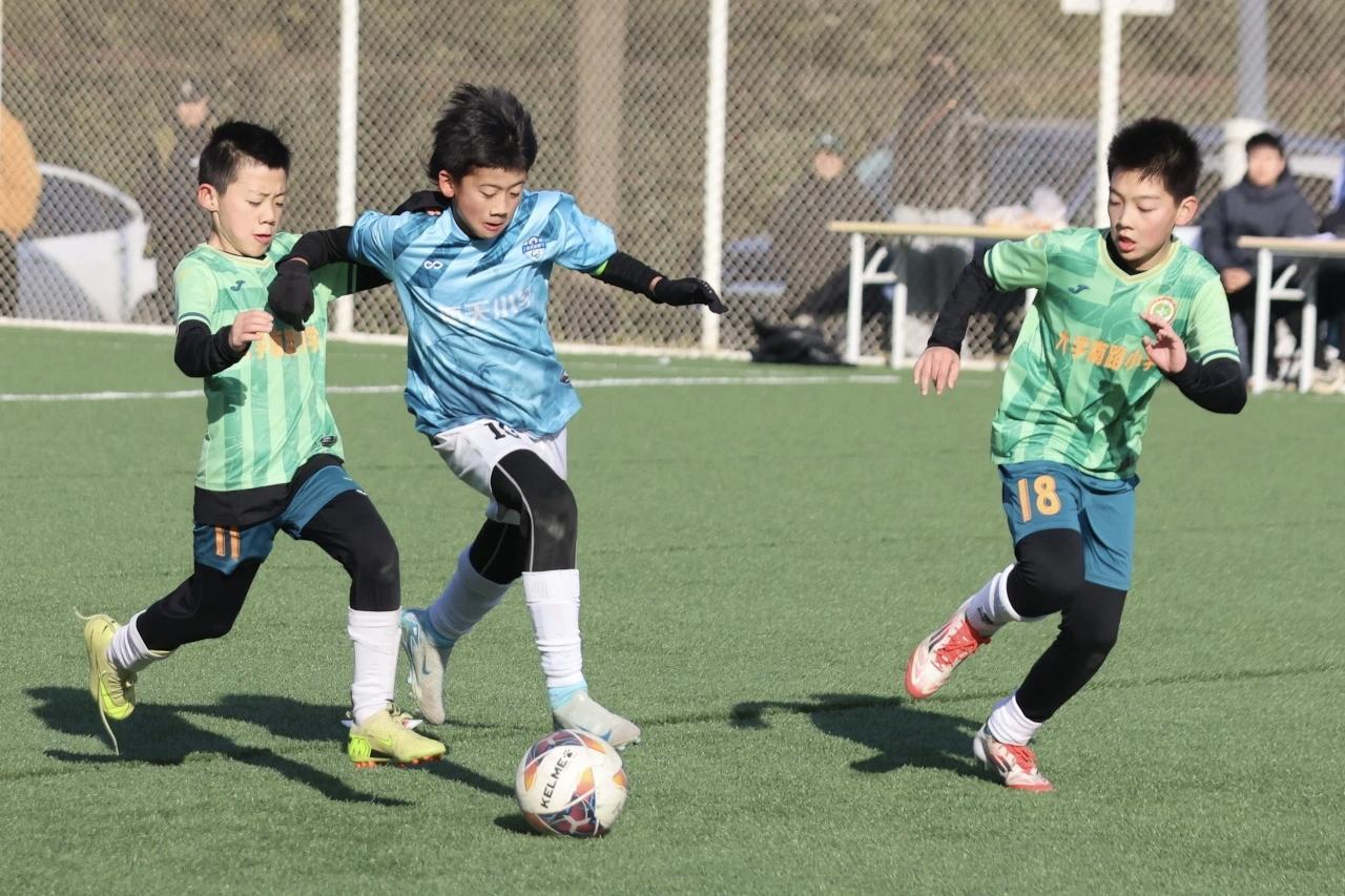 绿茵燃星火 少年展锋芒——陕西省少先队“星火足球联赛”圆满落幕