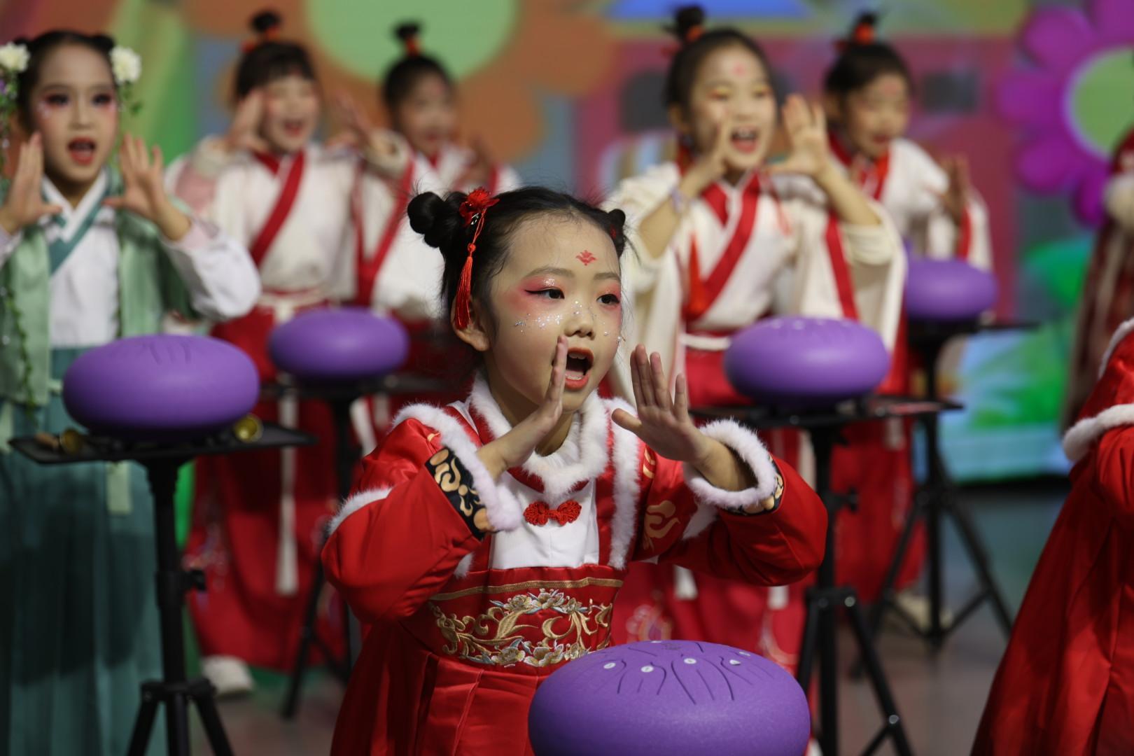 西安西港花园学校举办特色课程展演活动