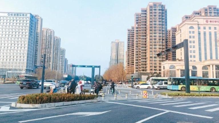 西安地铁15号沿线“微改造”和“微中心”基本完工投入使用