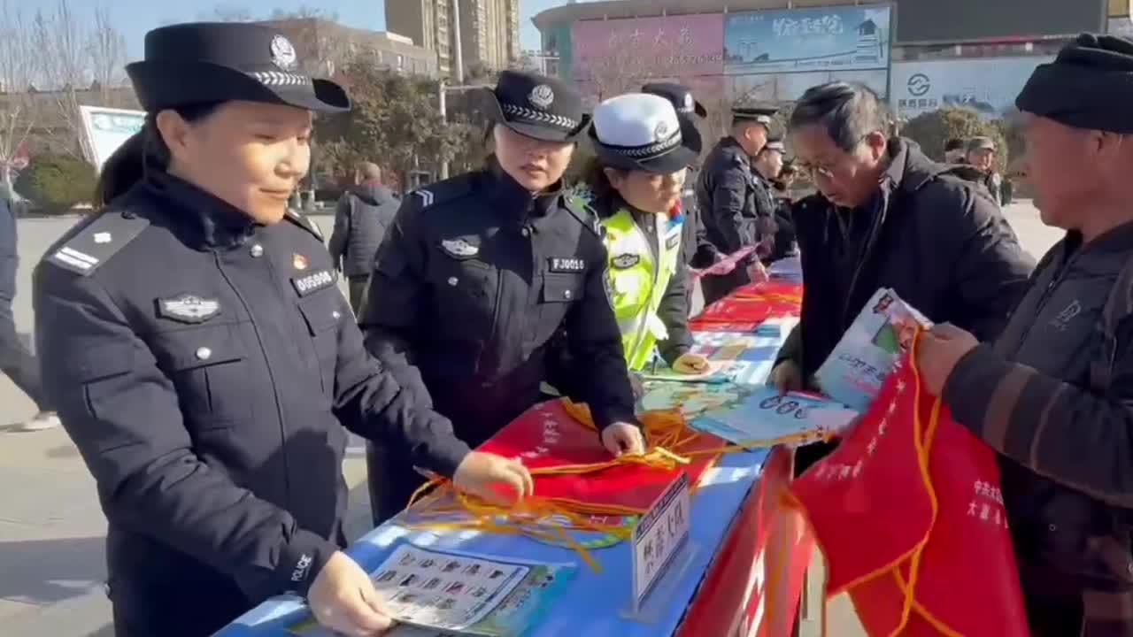 40载守护不打烊！大荔110开展集中宣传架起警民连心桥