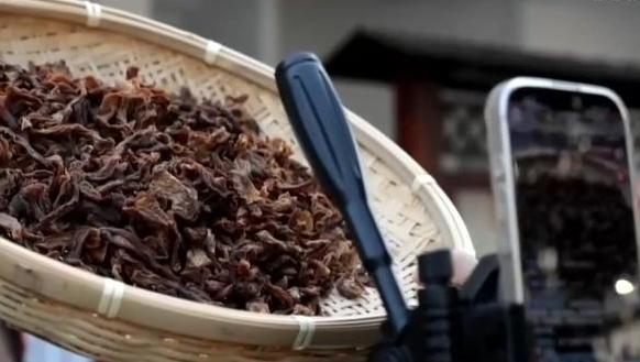 2026年大力提振消费怎么做？这几个方面工作是重点