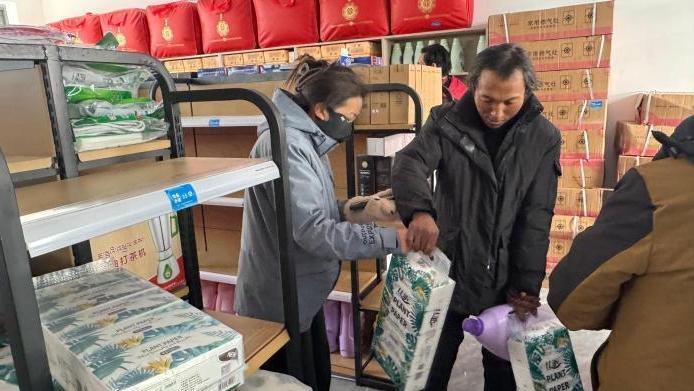 西藏那曲“牧民茶馆”助力社区治理 回应民众急难愁盼