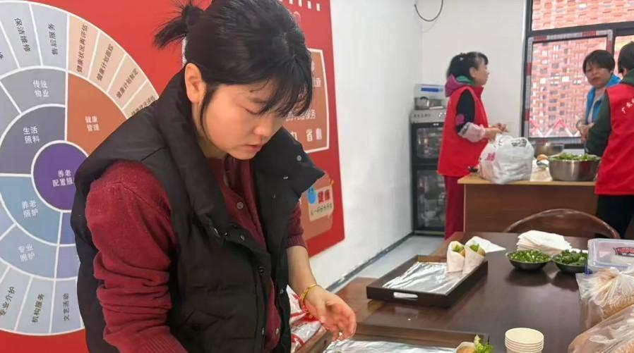 歲寒有暖湯，鄰里共此香