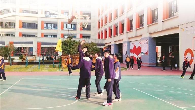 每天2小時(shí) 校園“動(dòng)”起來