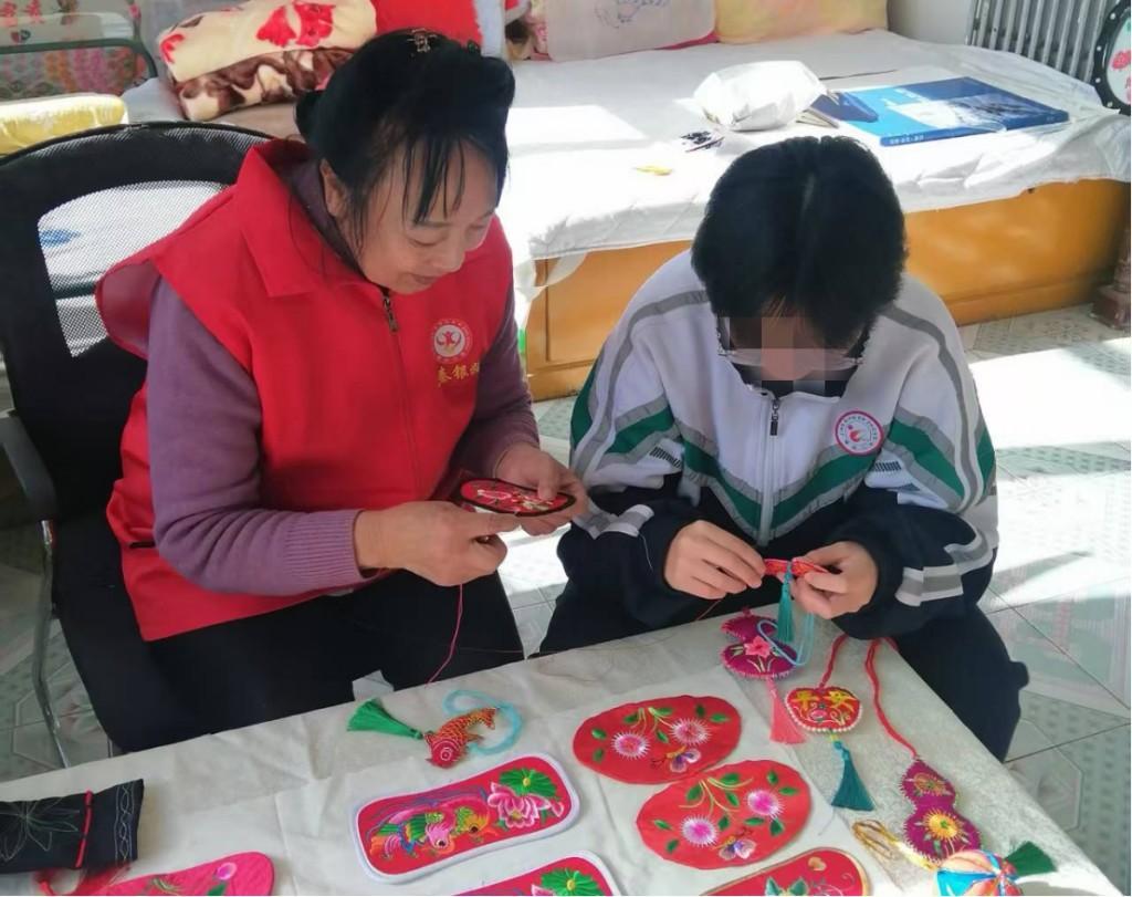 暖冬“一對一”幫扶，為孩子撐起愛的晴空