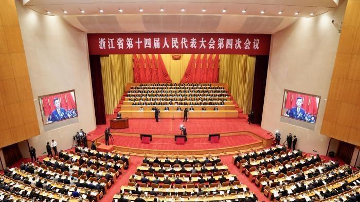 “大灣雞”、微短劇……它們寫入地方政府工作報告