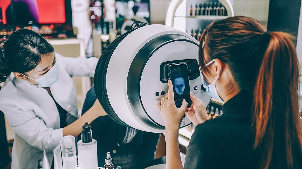 低價體驗、免費檢測 揭秘“顏值經濟”背后的套路→