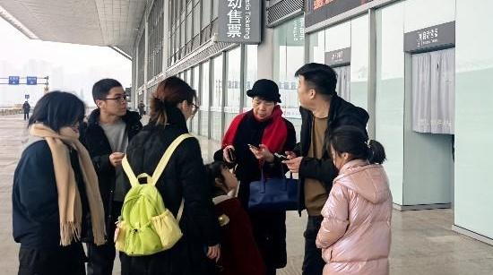 从纸质票到刷身份证：一张车票里的春运之变