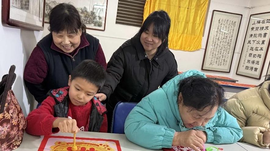 墨香迎新春，巧手纳福祥