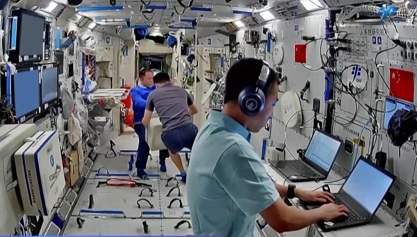 视频丨“太空出差”已超三个月 神二十一乘组完成多项实验与维护