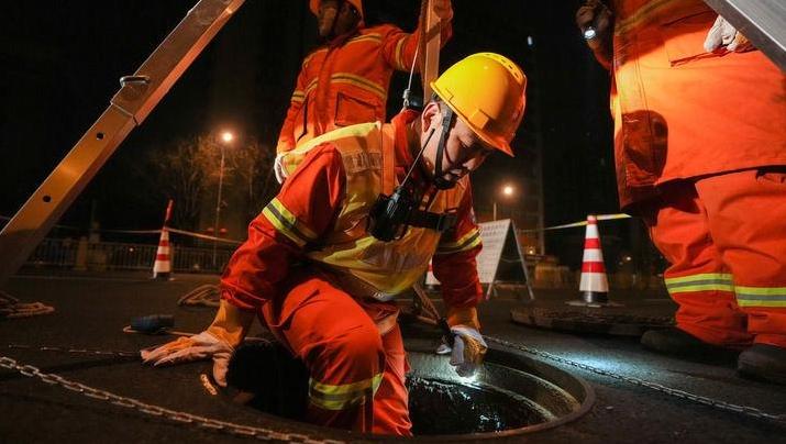 谁是焐热寒夜的人