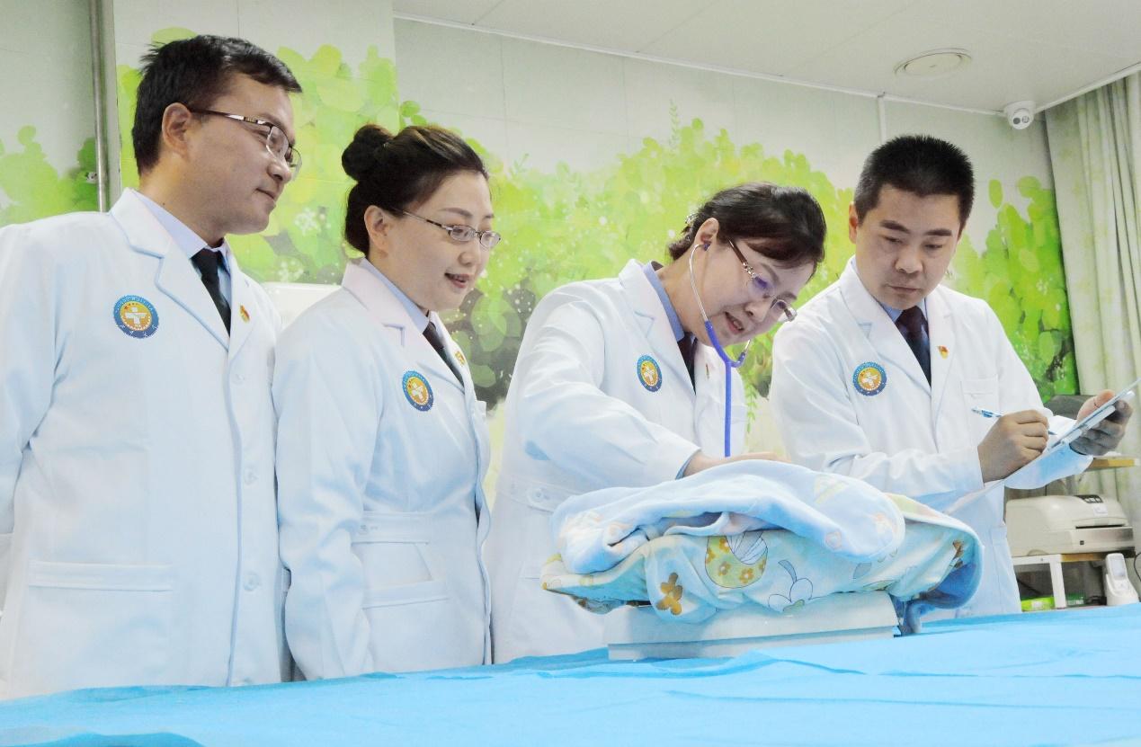 迎接生命的“她力量”——记“全国巾帼文明岗”唐都医院妇产科生殖医学中心门诊