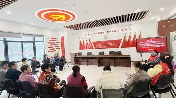 书香林苑社区启动“爱育未来”教子有方家庭教育志愿服务活动