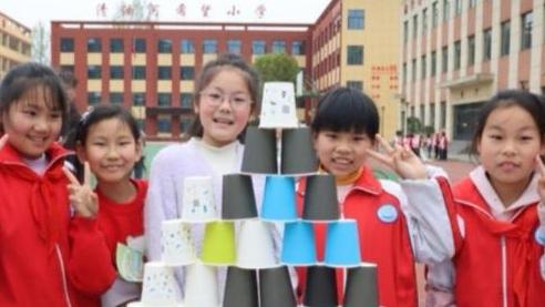 “春满校园·艺趣同行” 公益游园会嗨翻校园