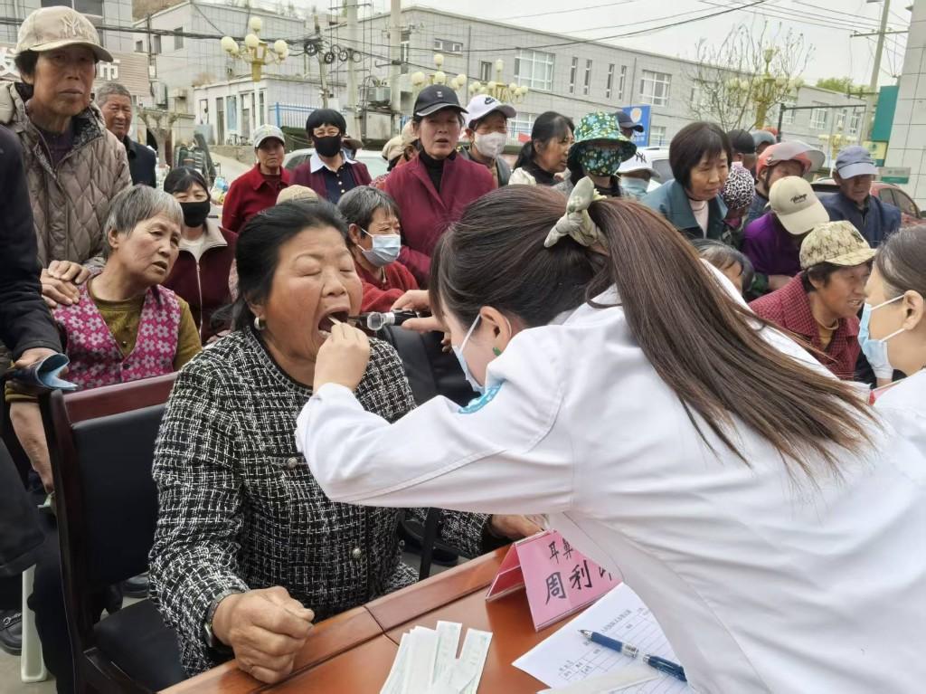 陕西省第二人民医院赴榆林横山区开展医疗帮扶活动