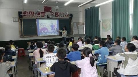 创意绘画为桥，“梦想之家”点亮乡村娃心灵微光
