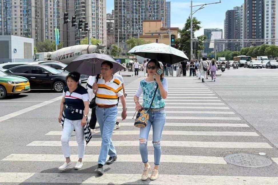 北方多地迎来高温过程，这个夏天会很热吗？