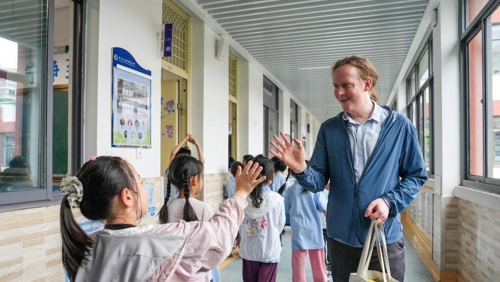 A U.S. teacher