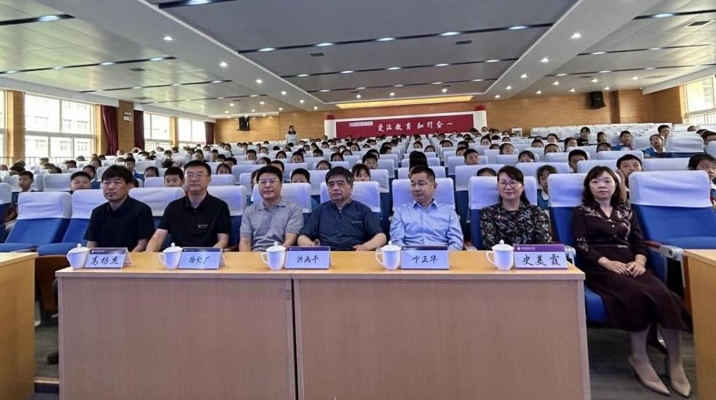 讲中国故事 传民族精神——西安高新第二学校迎“六一”主题阅读活动圆满举行