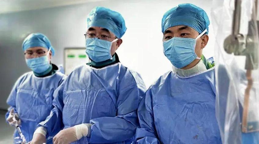 精准微创破解降压难题！西安市红会医院完成首例RDN手术