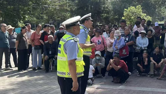 请按下“静音键” 交管部门集中整治营造良好交通氛围