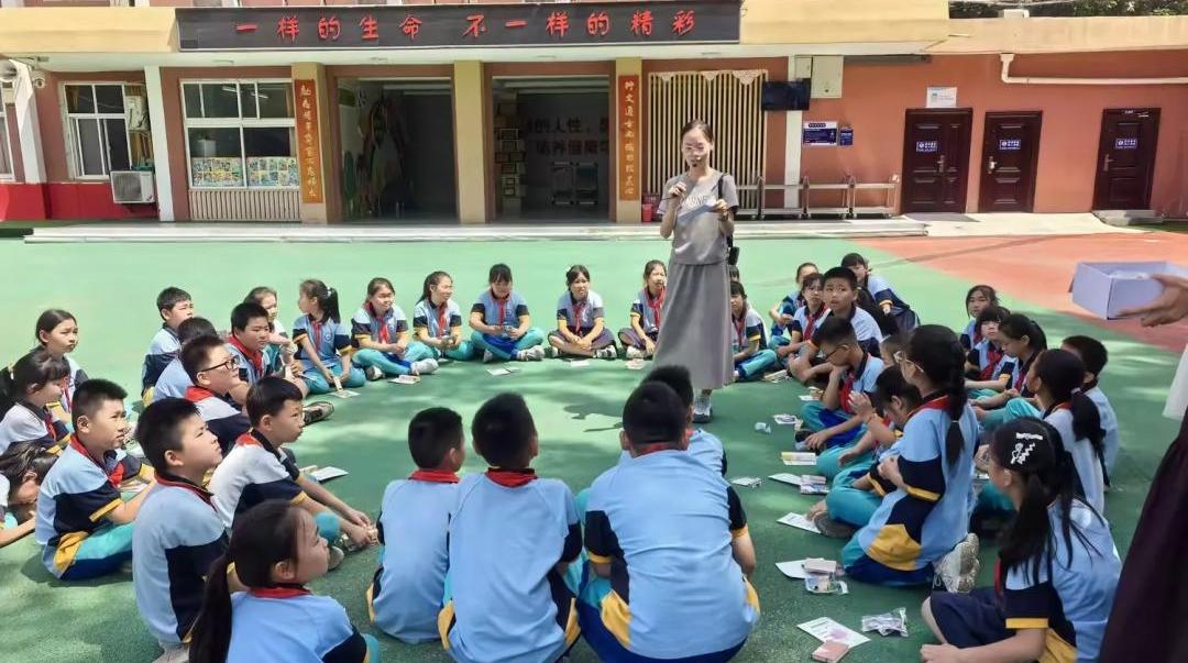 西安新城区爱眼日主题活动寓教于乐呵护青少年“睛”彩