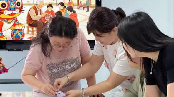 非遗宣讲进社区 传统文化润民心
