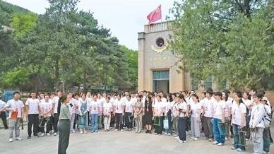 党的七大记（伟大征程）