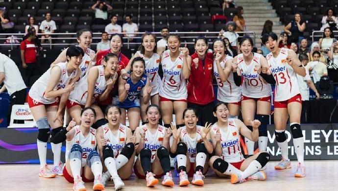 世界女排联赛安卡拉站：中国队激战五局不敌土耳其