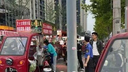 西安市城管执法系统从“细”处着手推进市容环境综合治理