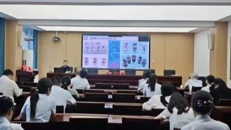 山阳县消防救援大队深入县农村商银行开展消防安全培训