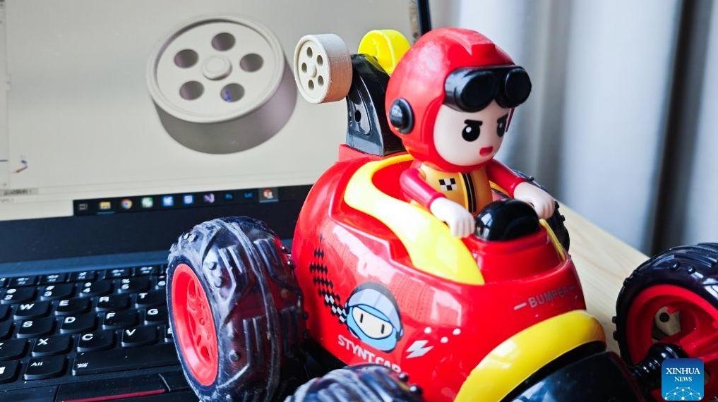 Consumer 3D printers gain popularity in China