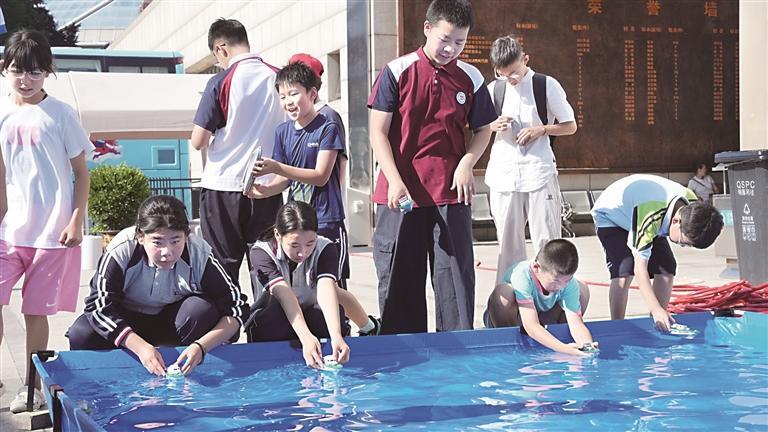 “竞赛+研学”开启探索之旅
