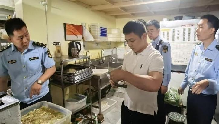 咸阳市市场监管局打好“组合拳”筑牢网络餐饮安全防线