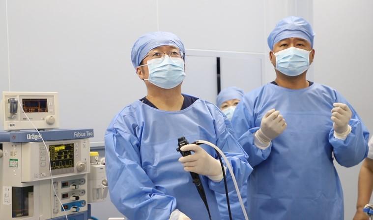 老奶奶买鸡感染鹦鹉热医生精准施治转危为安