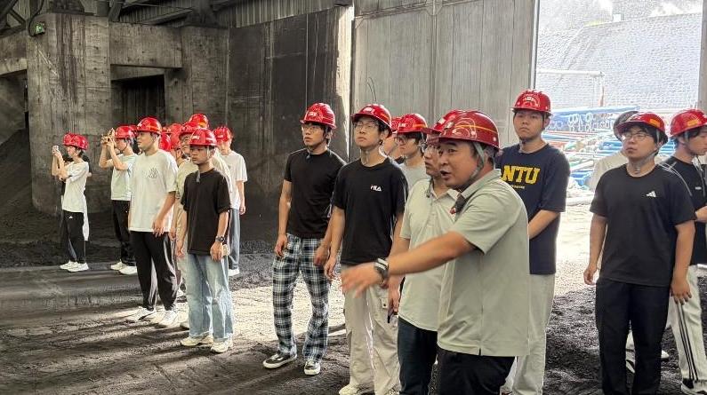 矿井课堂！黄大年式教师团队将本科课堂搬到生产一线