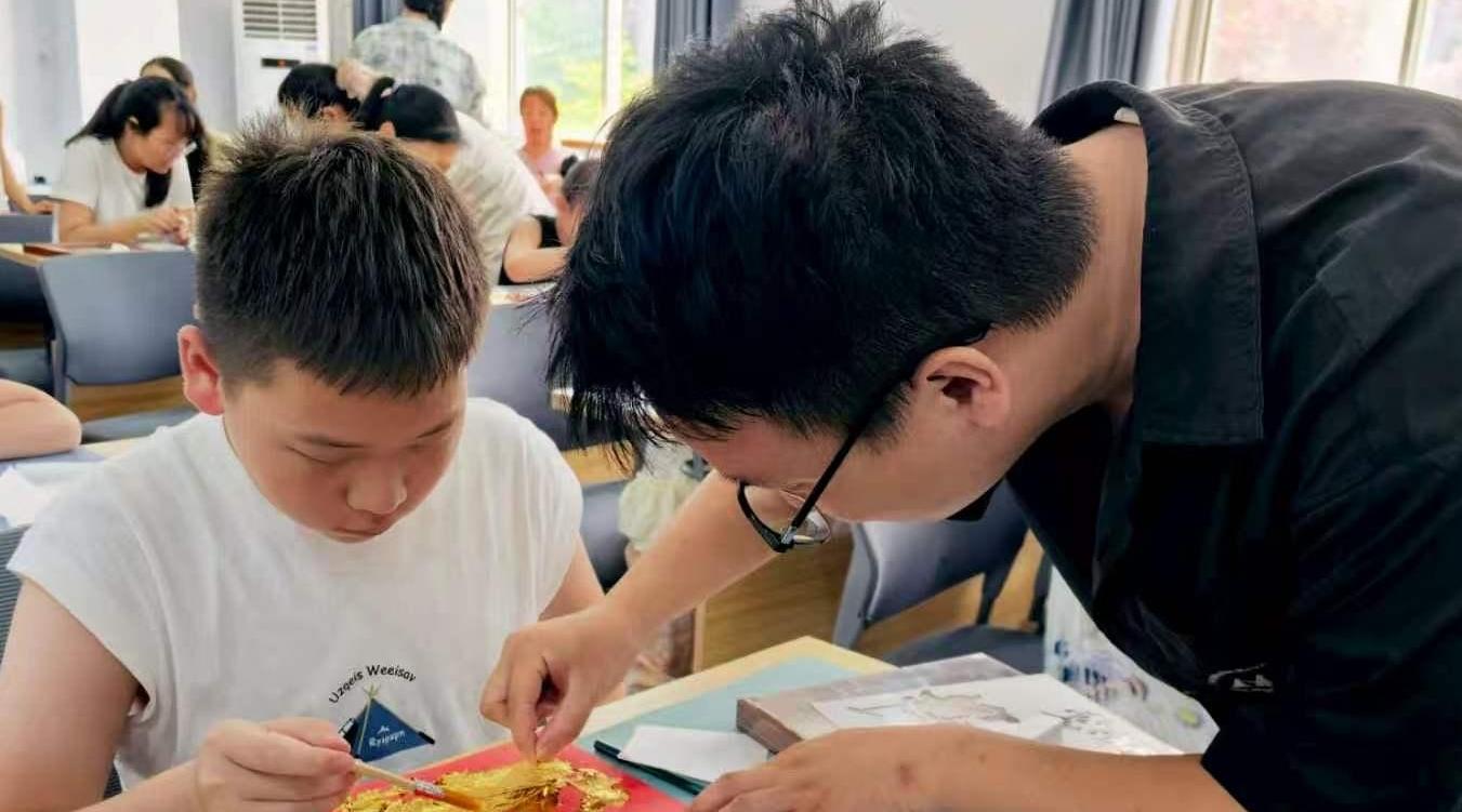 秦陵科技社区：红色精神与非遗之美“童”行