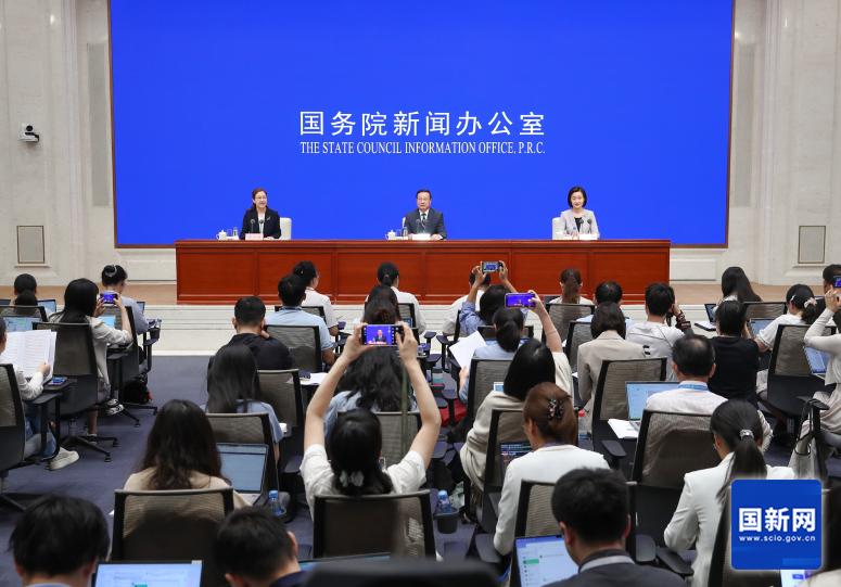 晶采观察丨同比增长4.7%！从半年报看中国经济三重底色