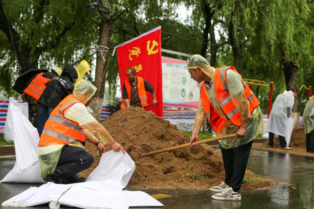 西南地区及长江中下游有较强降雨