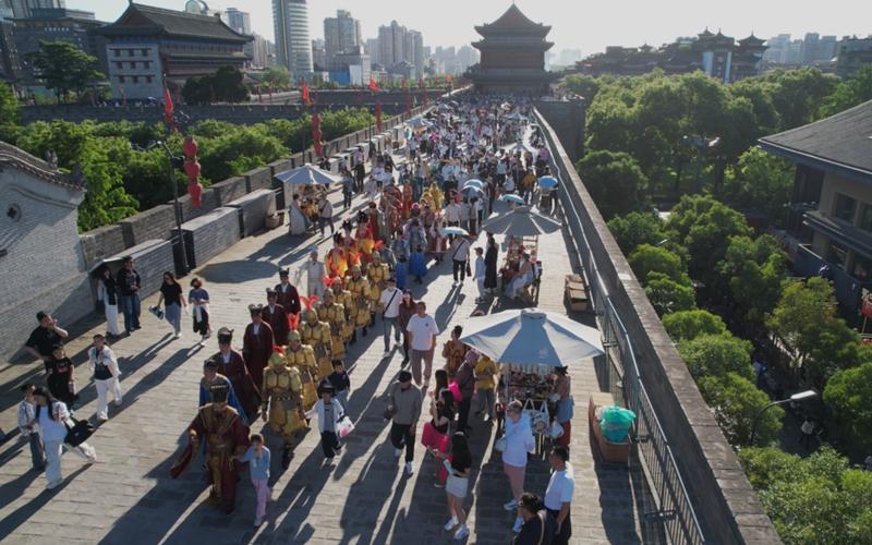 开局之年看中国丨秦地山河阔 烟火满人间