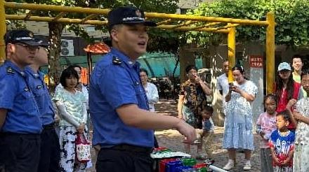 缤纷七彩暑期课 垃圾分类我先行