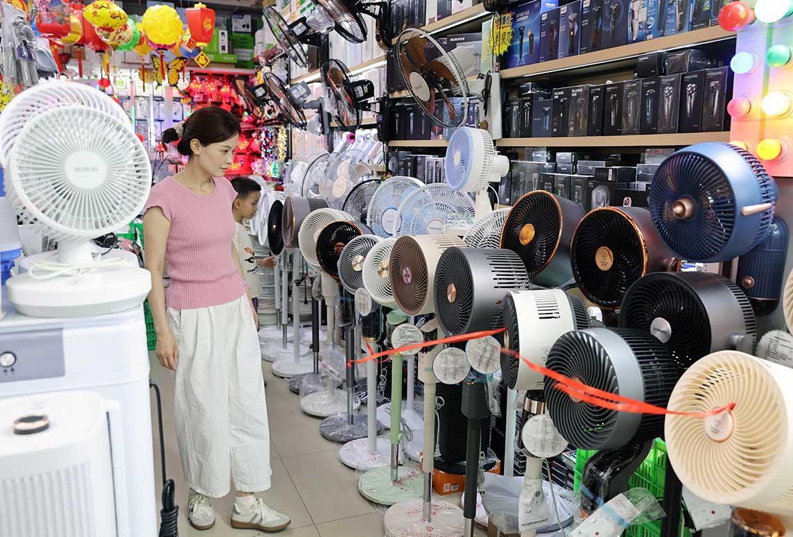高温催热清凉消费 消暑商品热销