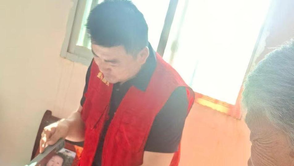 最美夕阳红 光影暖人心