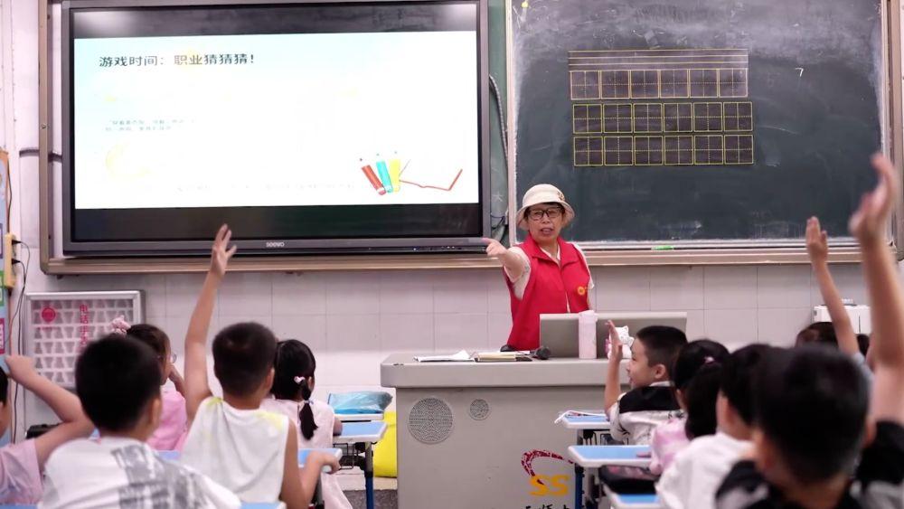 新华视点｜特色活动 多元服务 打造精彩暑期生活