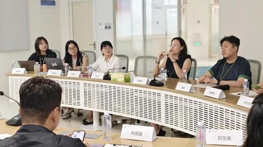 曲江第二学校校长卢司阳、侯桂芬一行到访西安欧亚学院 共探产教合作新路径