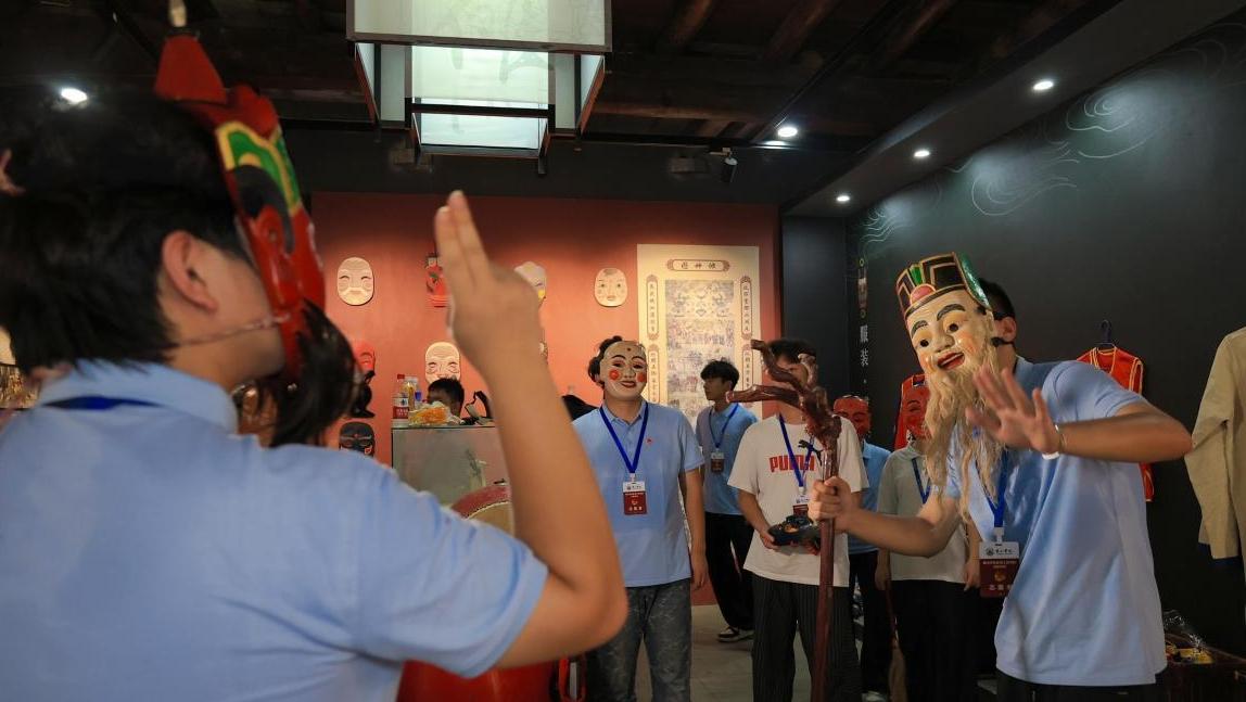 步履丈量乡土文脉 做文化传承“守艺人”