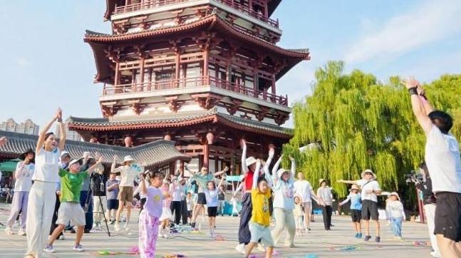保利·天珺联合大唐芙蓉园举办亲水生活节活动