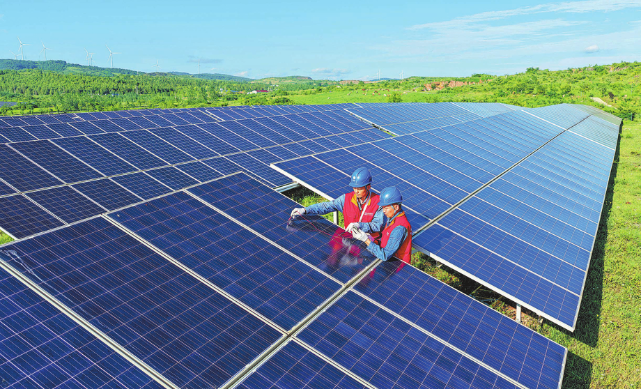 Coal-fired power falls below 50%
