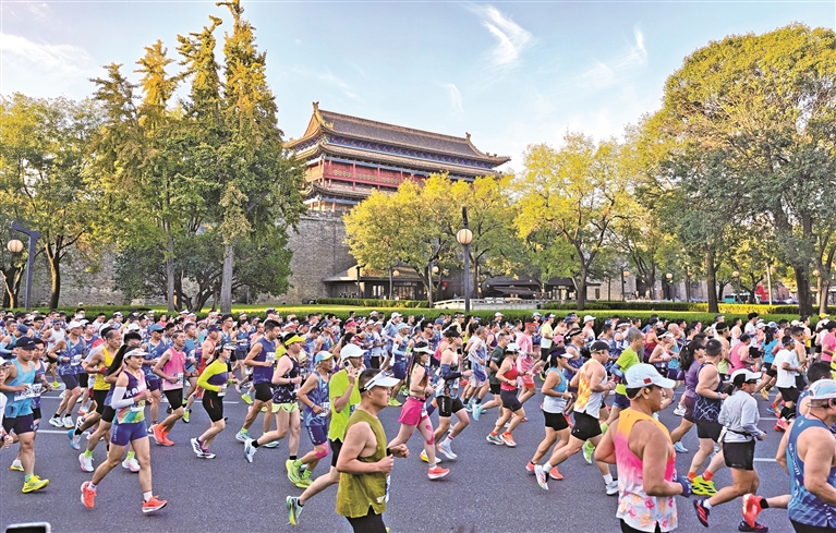 2026西安马拉松赛举行
